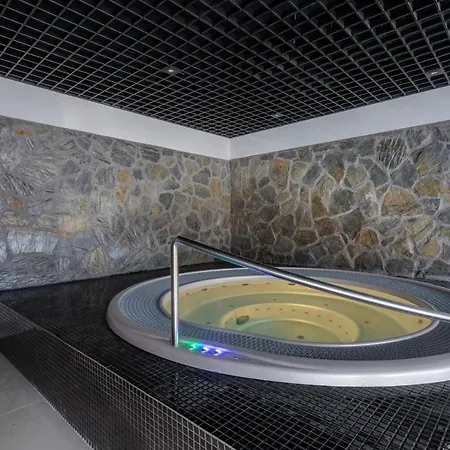 Park A6- Z Dostepem Do Basenu, Sauny, Jacuzzi, Silowni *